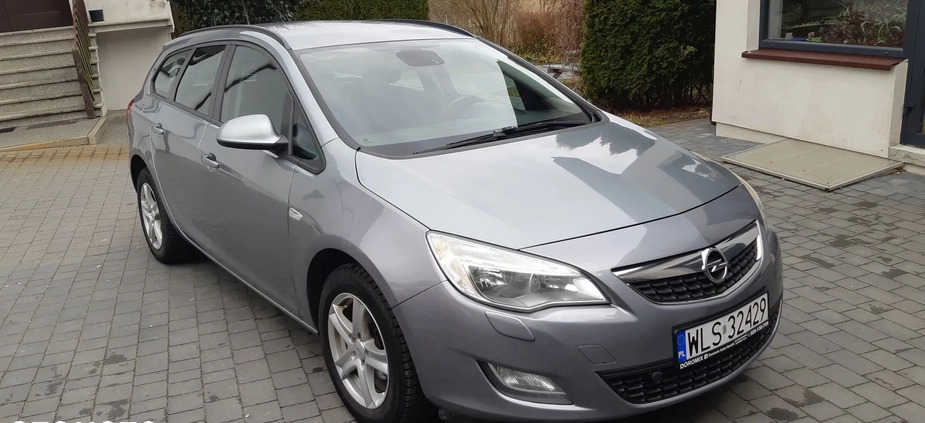 Opel Astra cena 22990 przebieg: 175000, rok produkcji 2012 z Tczew małe 191